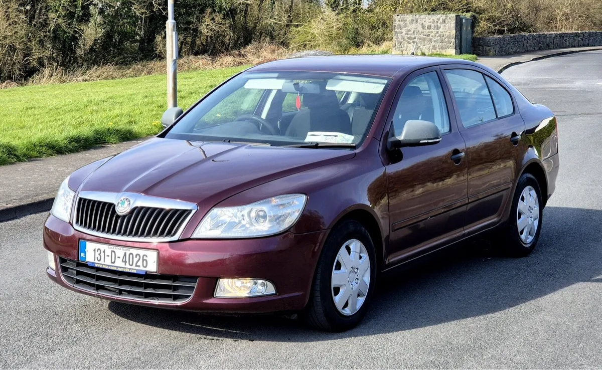 2013 Skoda Octavia 1.2TSI AUTOMATIC - Image 4