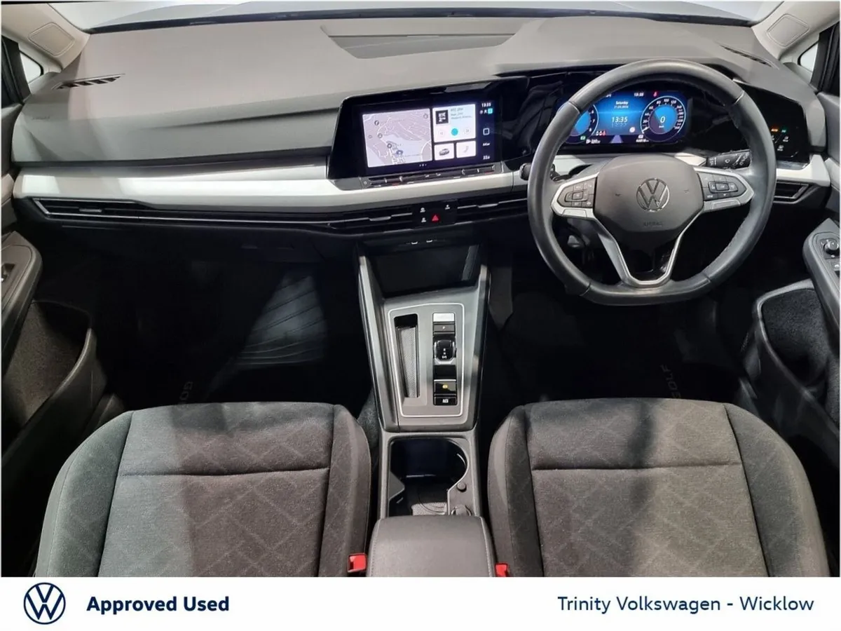 Volkswagen Golf ** LIFE ** 1.0 TSI ** 110BHP ** DS - Image 2