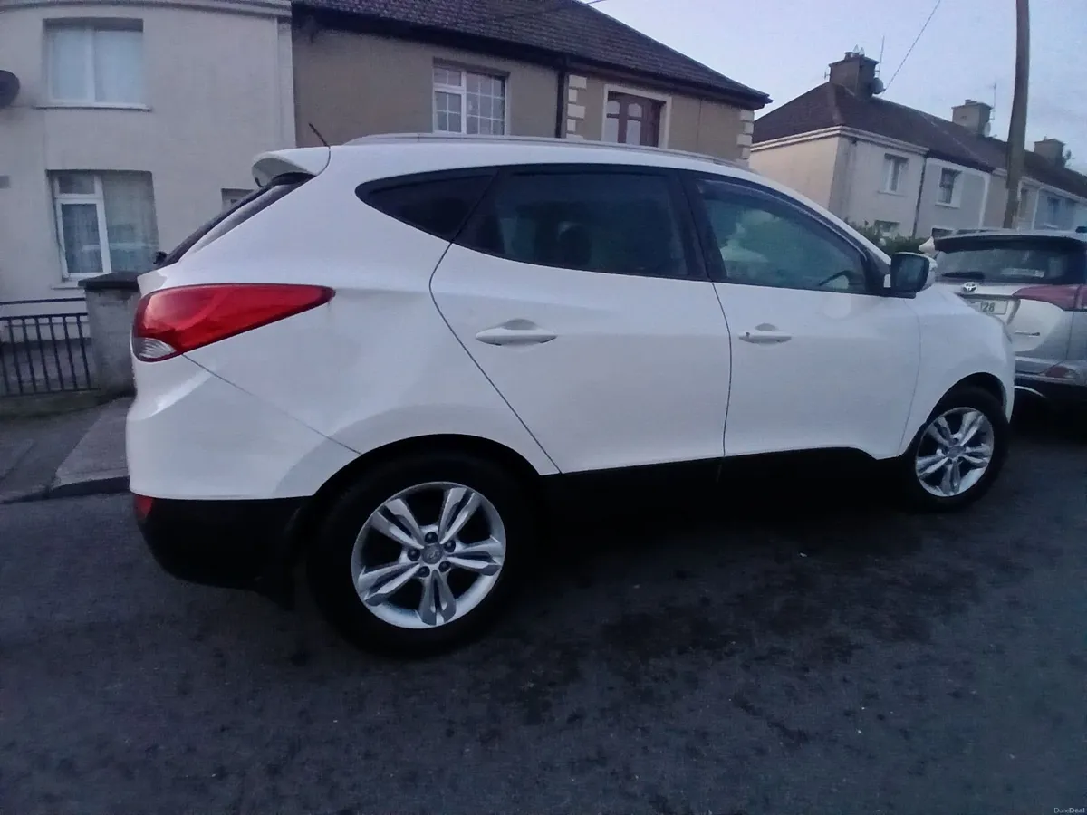 Hyundai ix35 2013 - Image 2