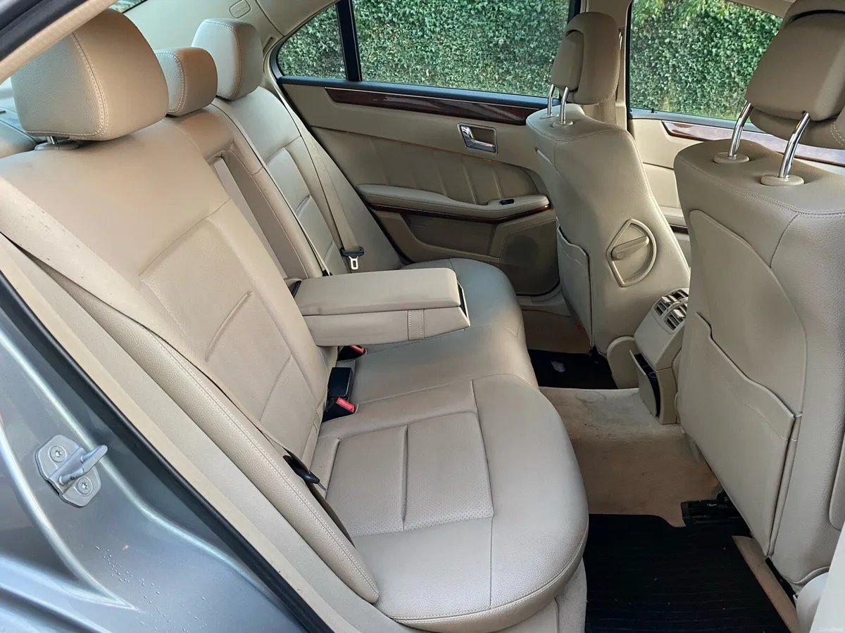 2010 MERCEDES E 200 CDI NCTD JULY 2026 - Image 6