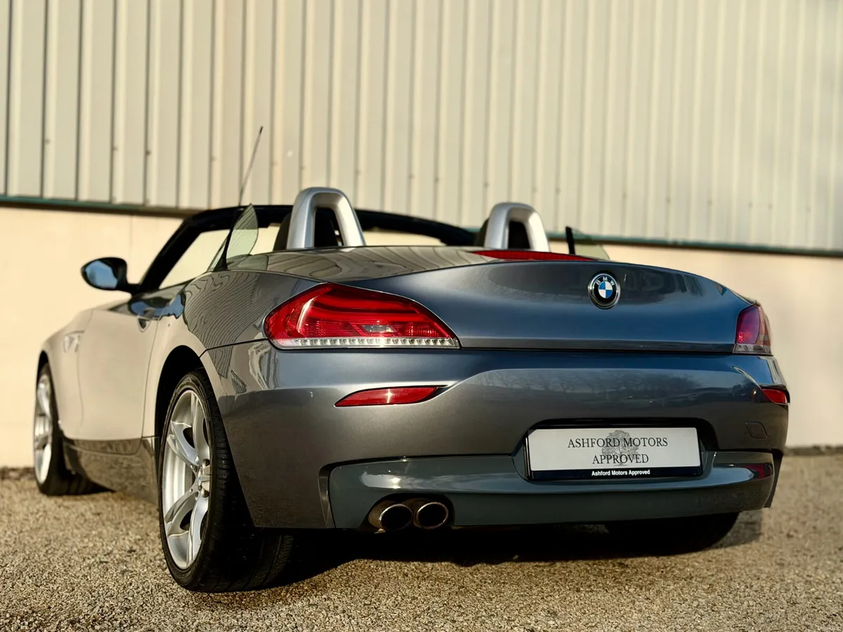 2012 BMW Z4 Convertible - Image 4