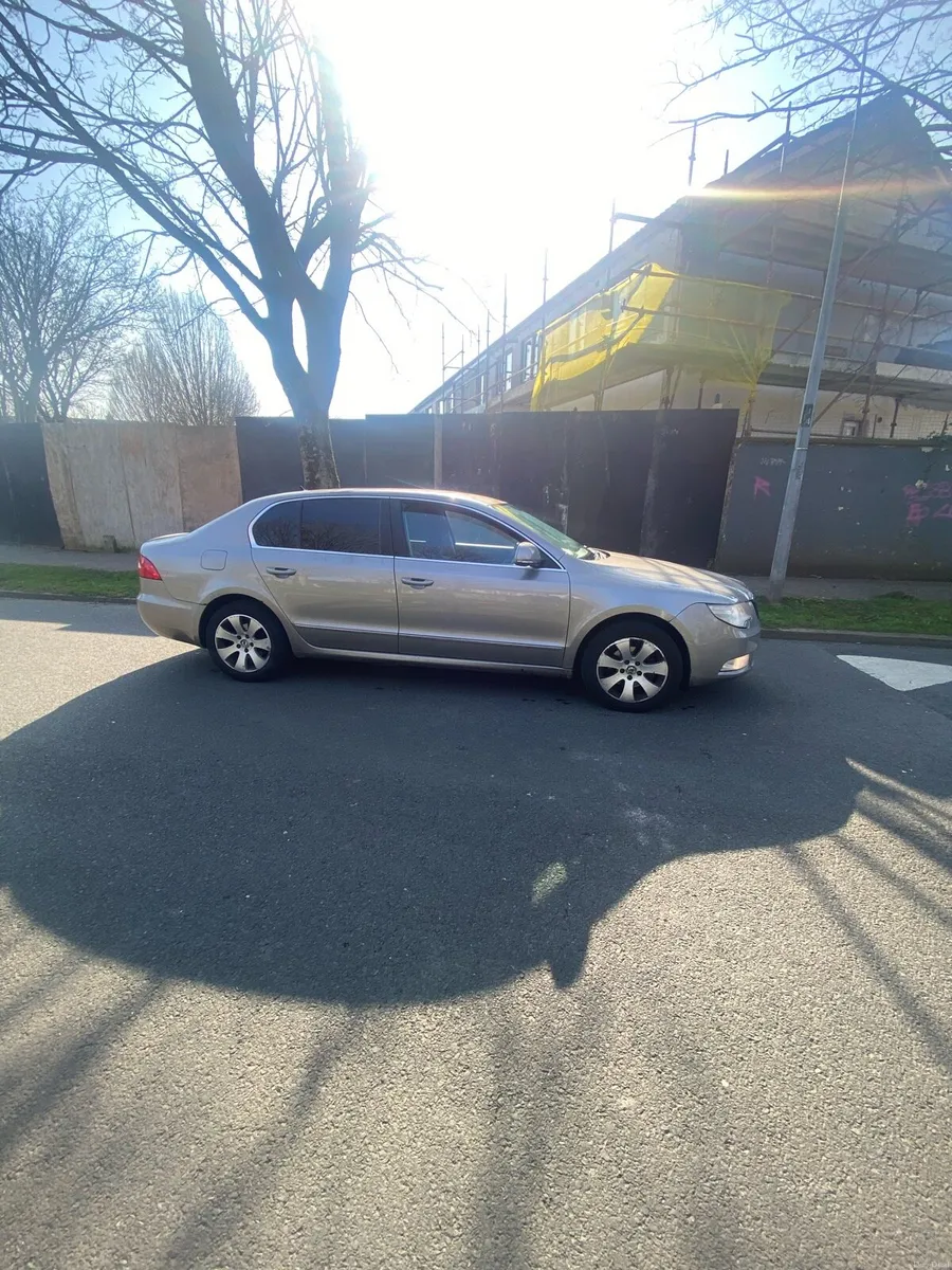 Skoda Superb 2010 1.9 TDI - Image 1