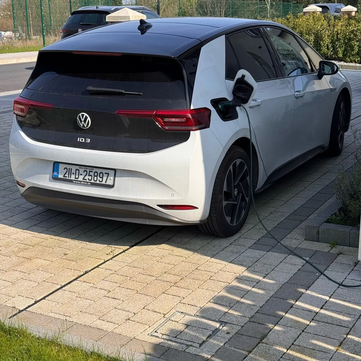 VOLKSWAGEN iD.3 PRO - Image 3