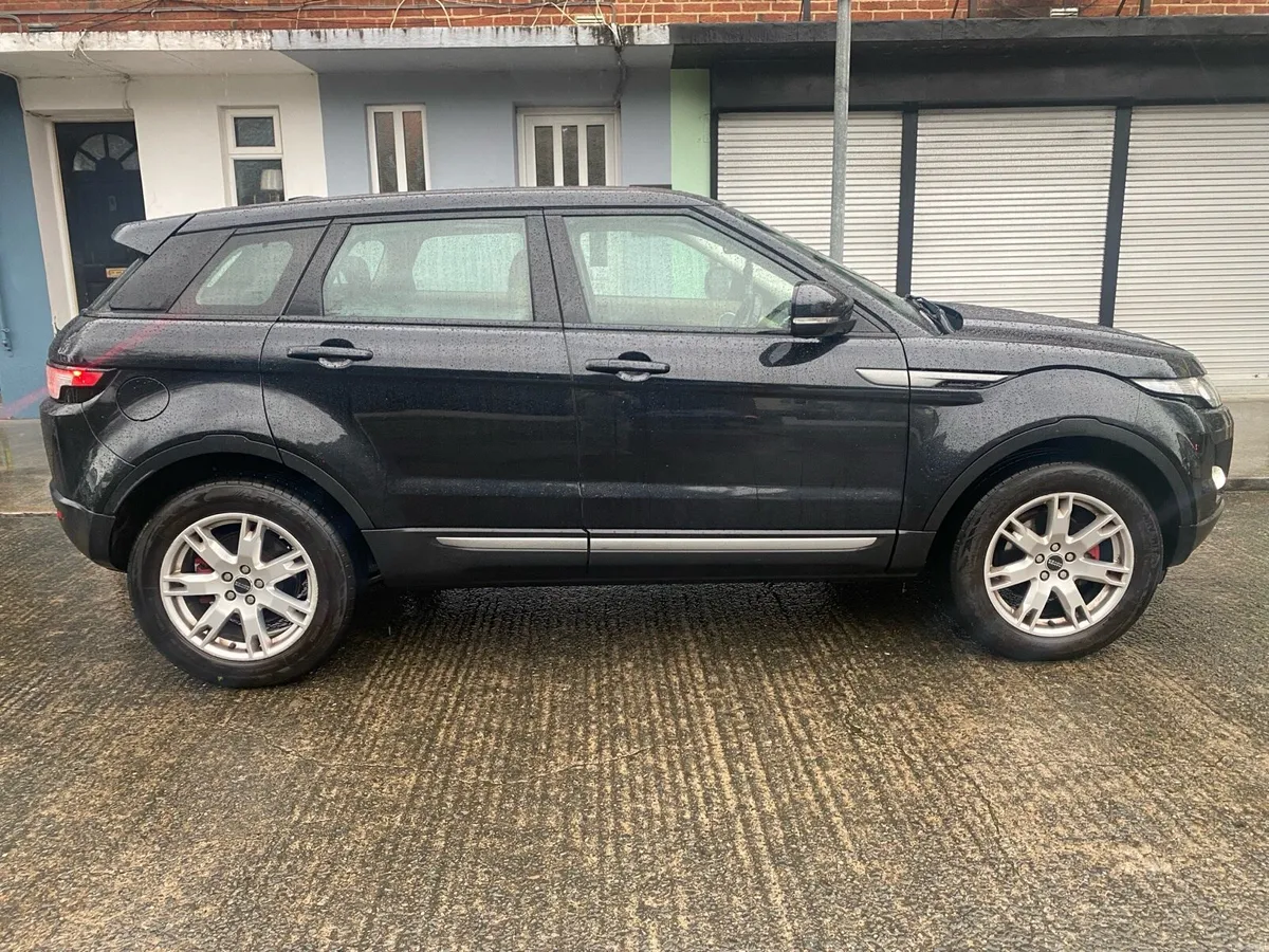 Range Rover Evoque 2.2d 4x4 - Image 3
