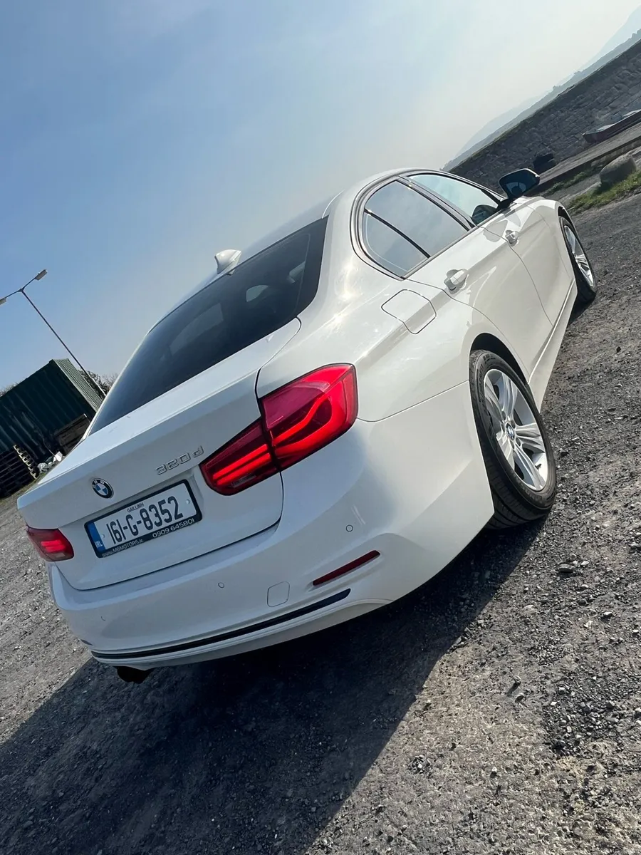 2016 BMW 320d Sport - Image 3