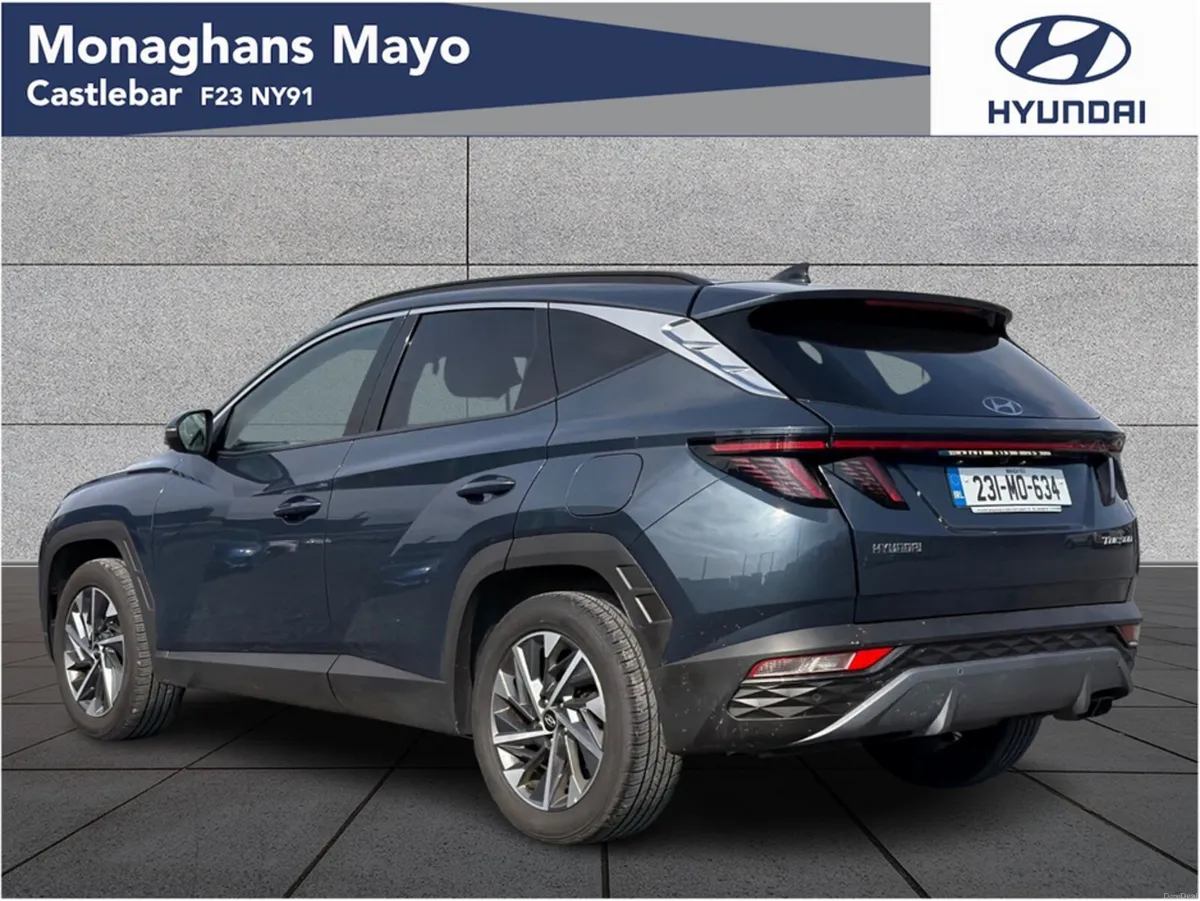 Hyundai Tucson EXECUTIVE PLUS 1.6 DIESEL 5DR - Image 3
