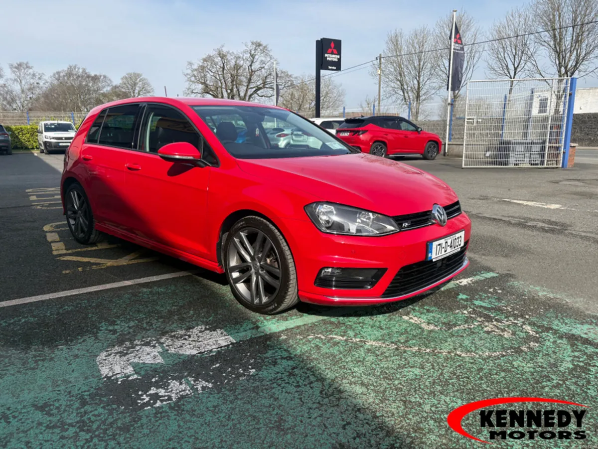 Volkswagen Golf HIGHLINE 1.2 TSI MANUAL 6SPEED FWD - Image 2