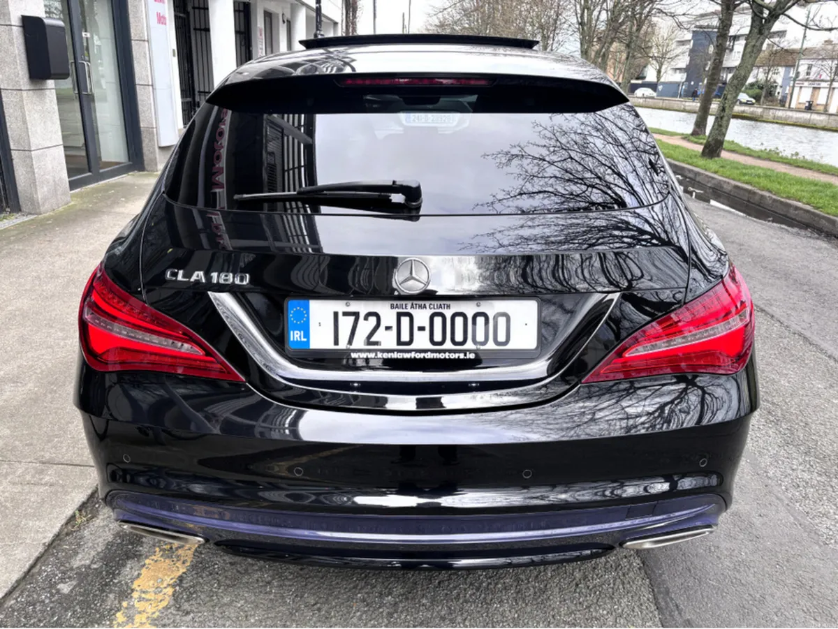 Mercedes-Benz CLA AMG PREMIUM PLUS SHOOTING BRAKE - Image 4