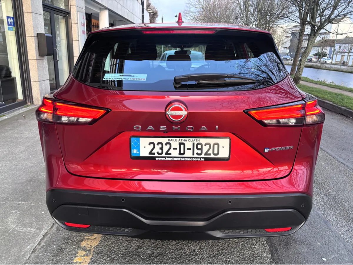 Nissan Qashqai EPOWER SV MY2.5 5DR AUTO - Image 4