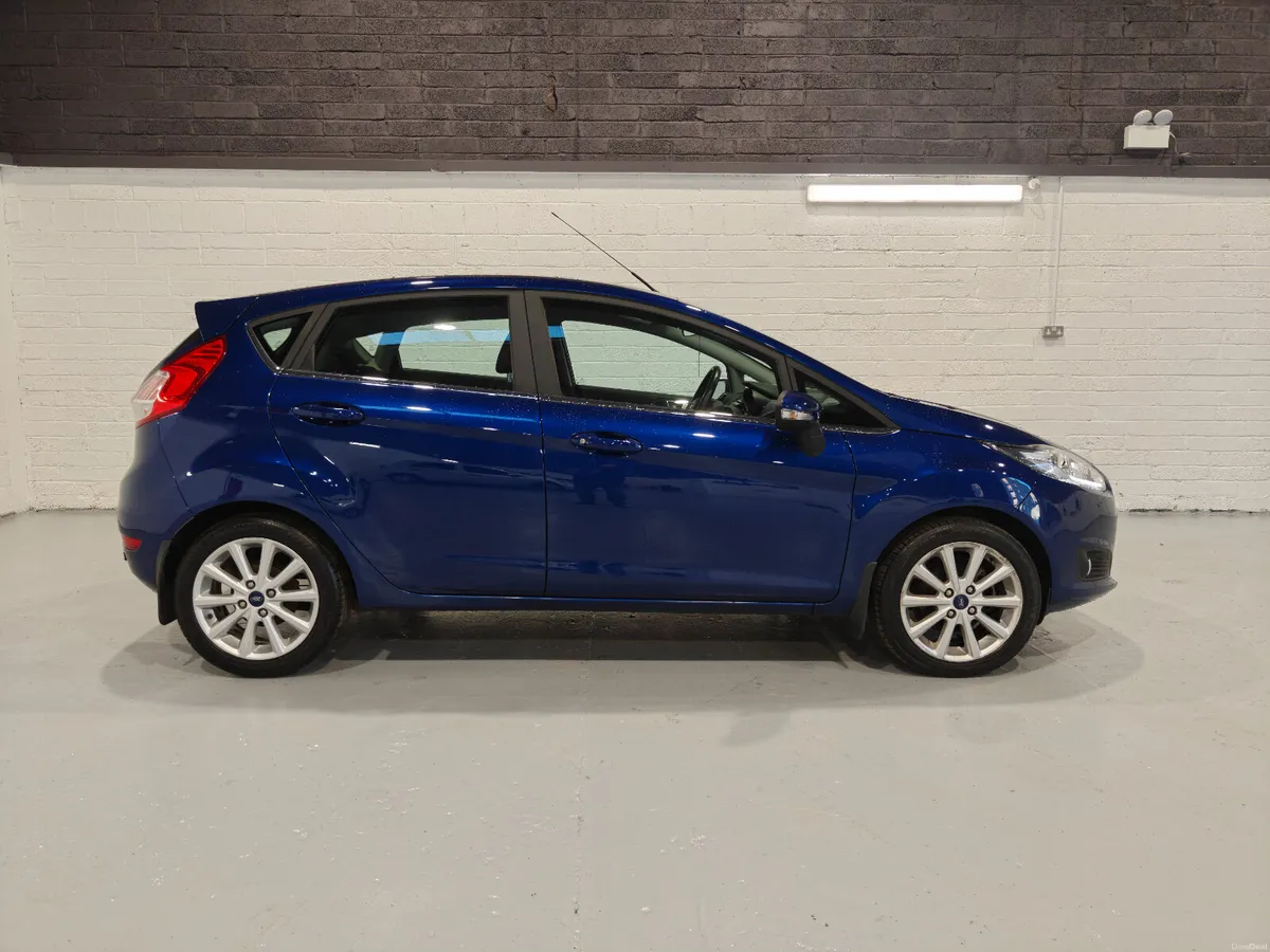 2017 FORD FIESTA 1.0L TITANIUM LOW MILEAGE - Image 3