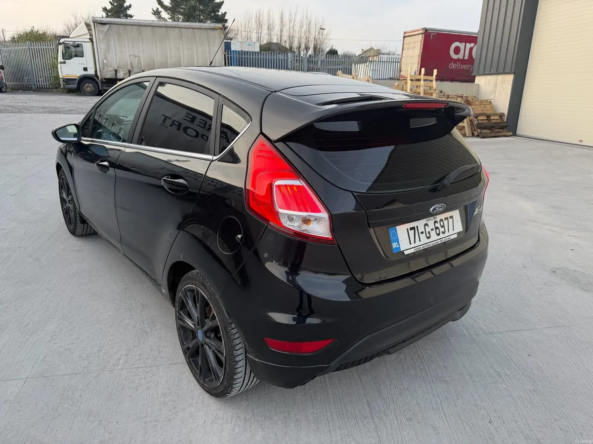 2017 FORD FIESTA NCT 4-27 LOW KMS ( PETROL ) - Image 3