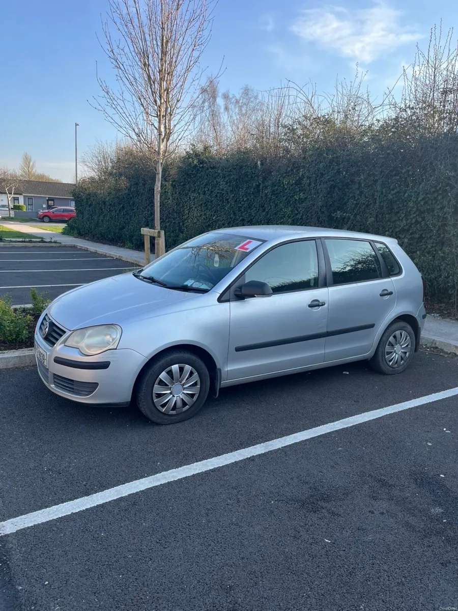 Volkswagen polo - Image 2