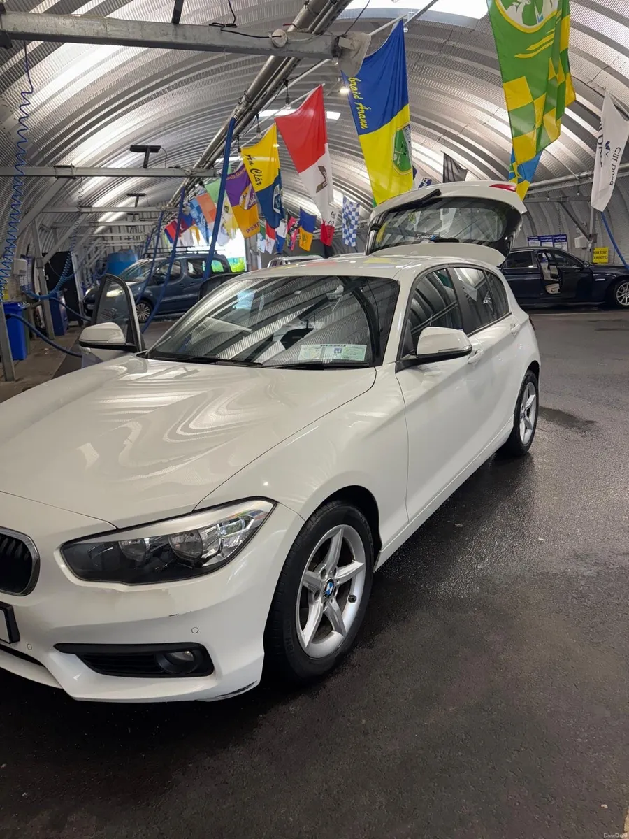 BMW 1-Series 2016 - Image 2