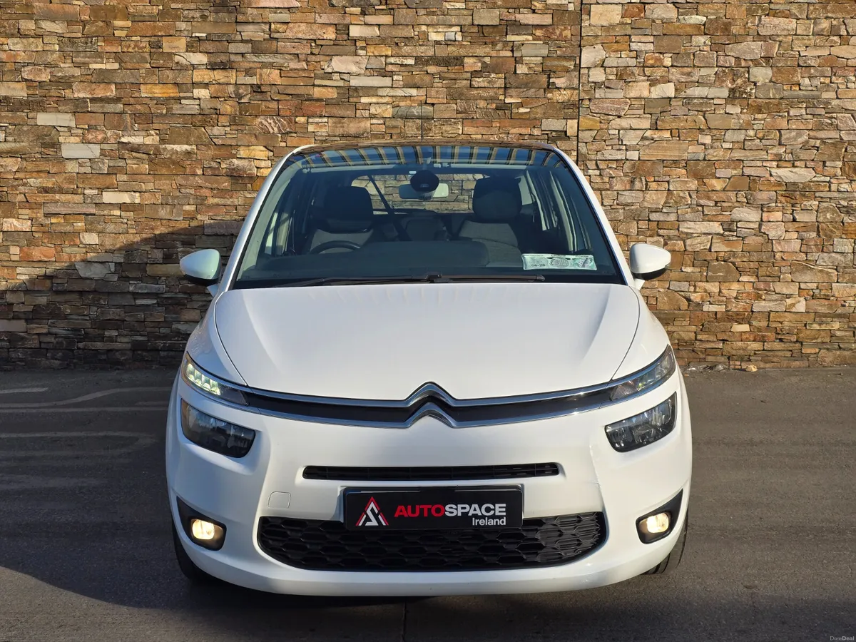 151 Citroen C4 Grand Picasso  7 Seats - Image 3