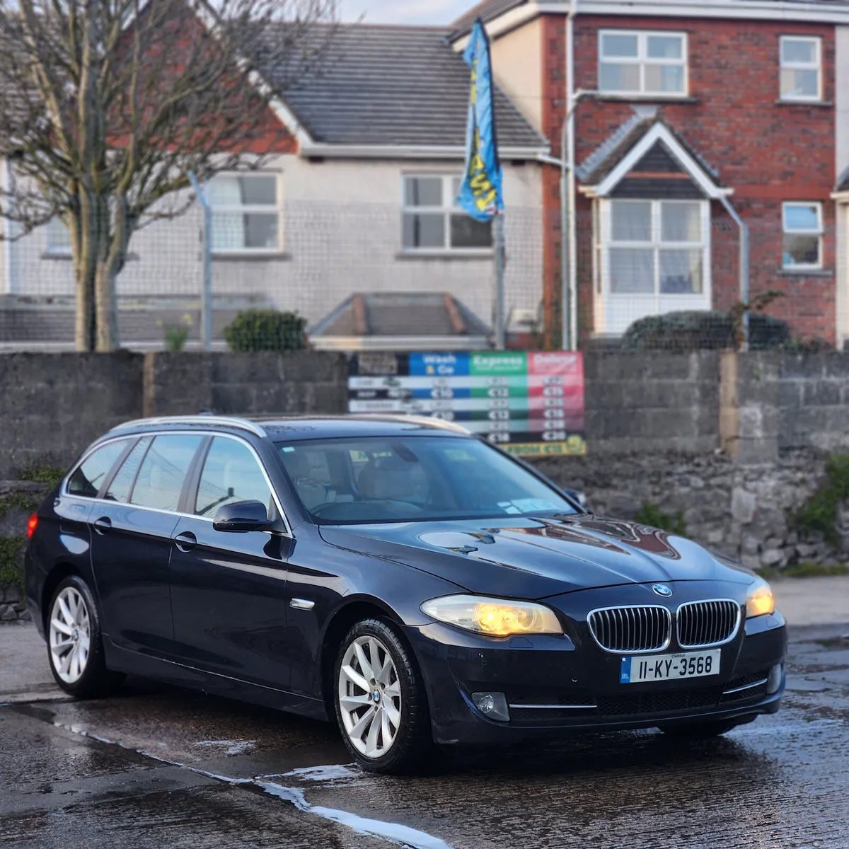 2011BMW 5-Series 520D new nct - Image 3
