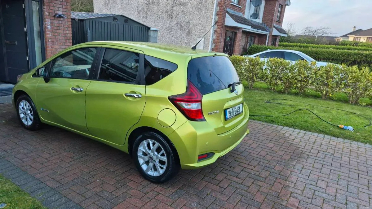 Nissan Note E power hybrid - Image 3