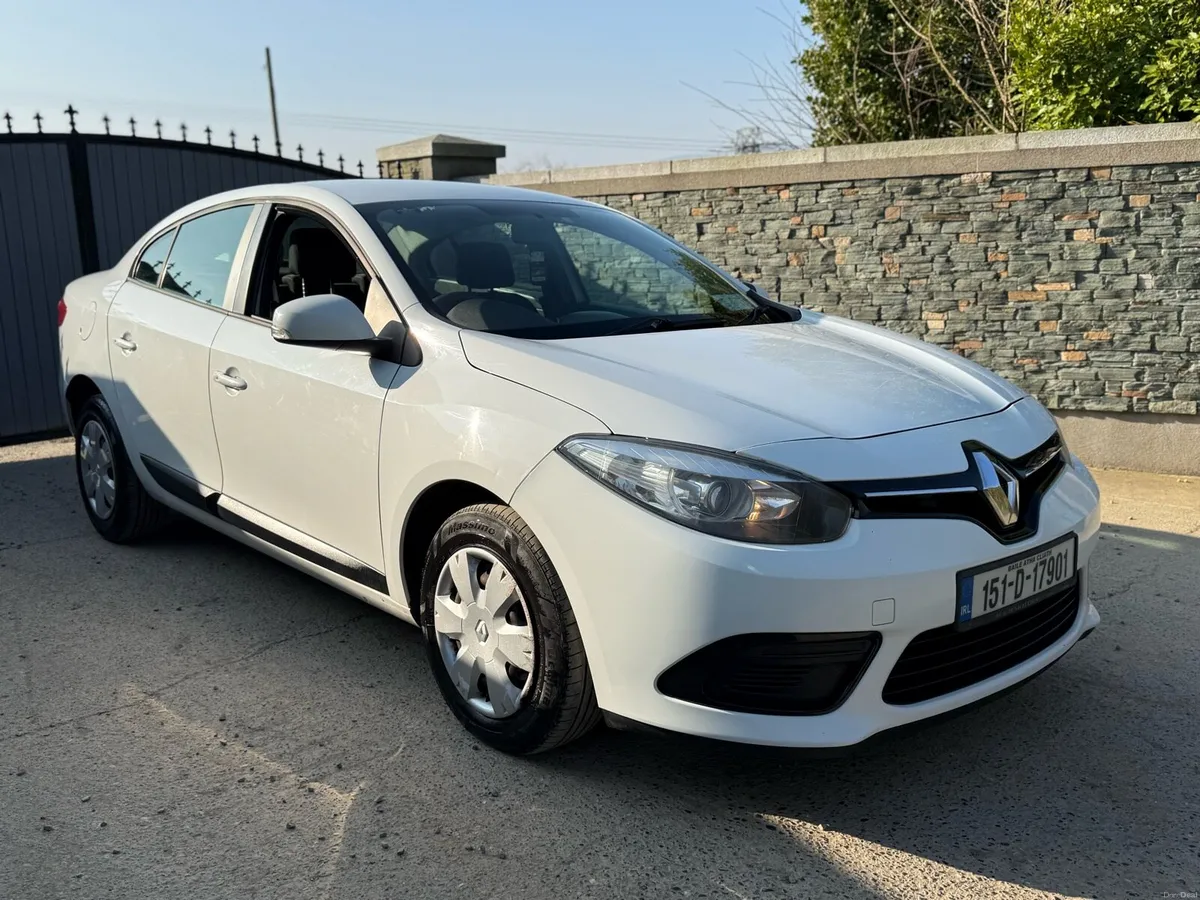 2015 Renault fluence automatic - Image 1