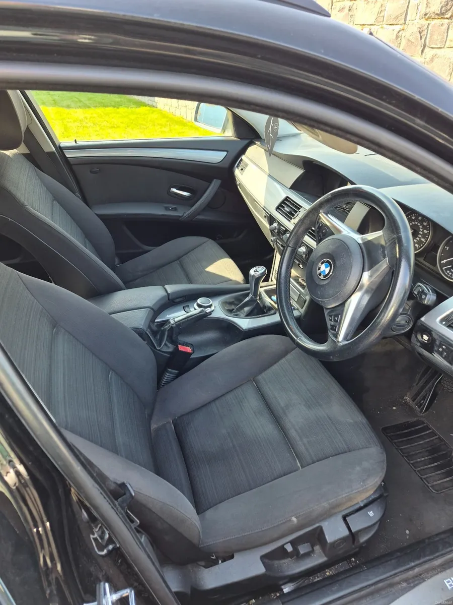BMW 5-Series 2008 - Image 3