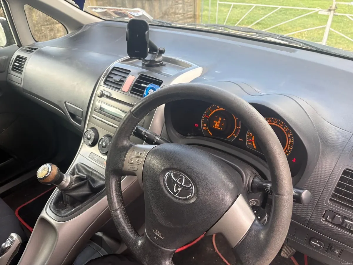 Toyota Auris 2008 - Image 3