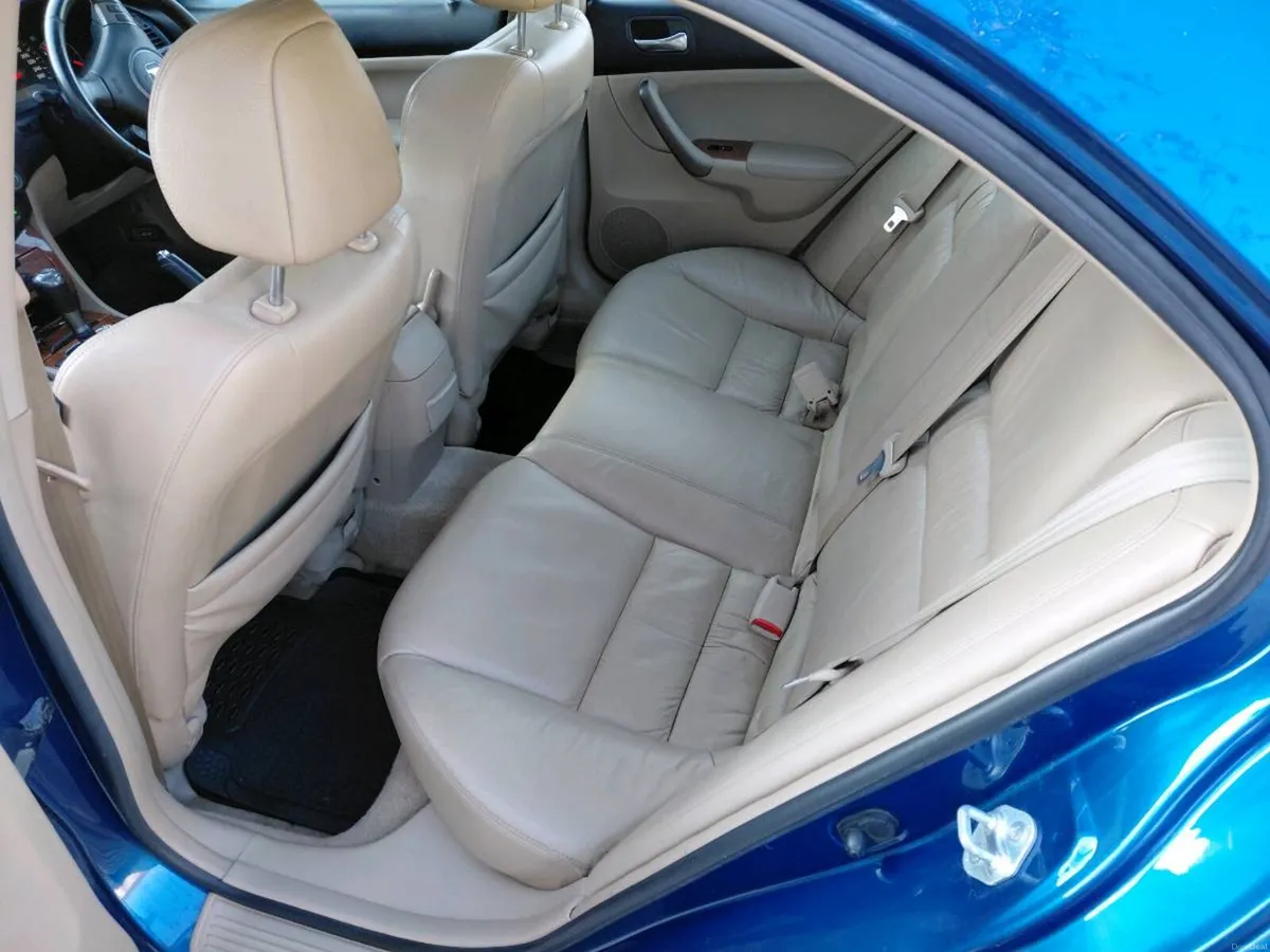 Honda accord 2.0 executive auto nct - Image 3