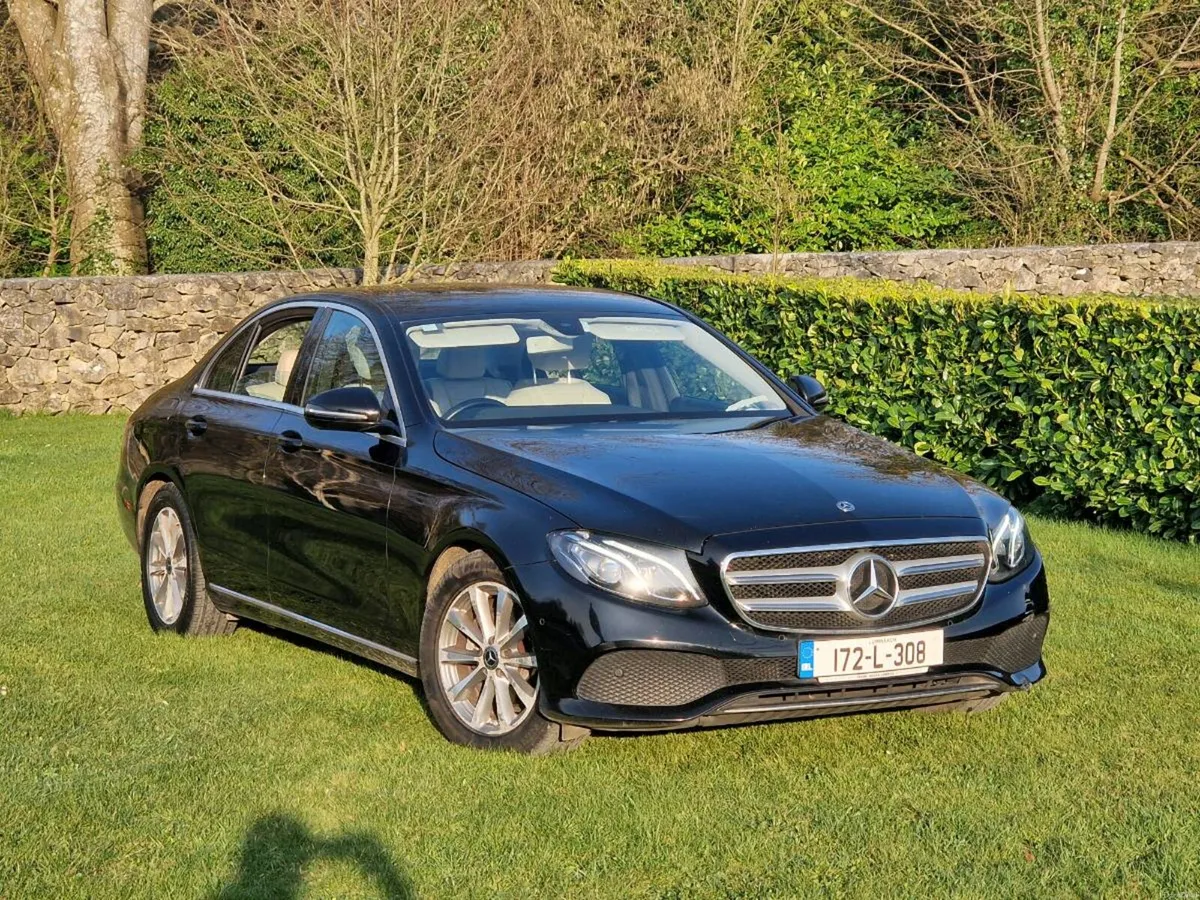 2017 E200 AUTOMATIC BEIGE LEATHER - Image 1