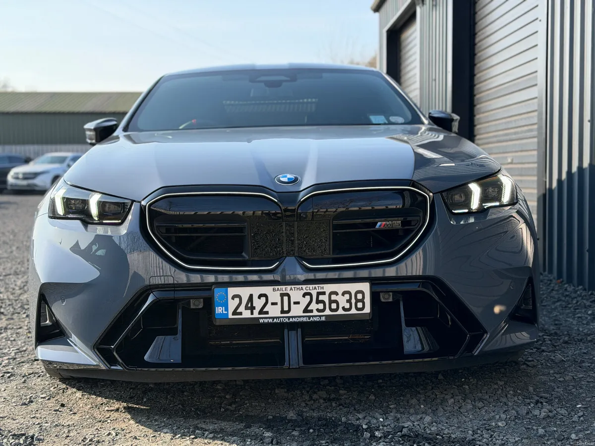 BMW M5 - Image 4