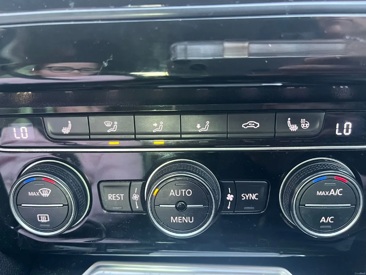 Volkswagen Passat 2016 - Image 3