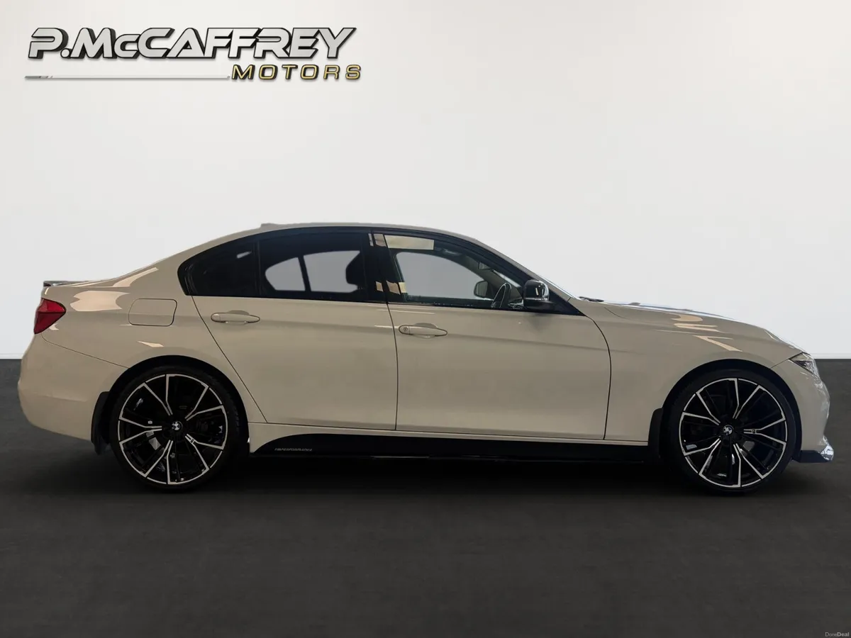 2015 BMW 320D ED PLUS F30 M-PERFORMANCE KIT LEATHE - Image 4
