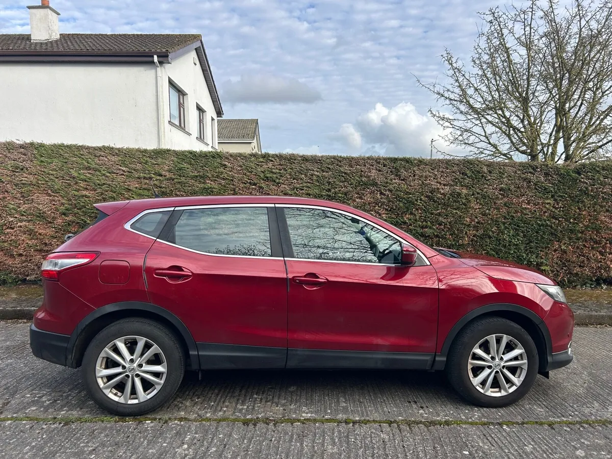 2015 Nissan Qashqai - Image 3