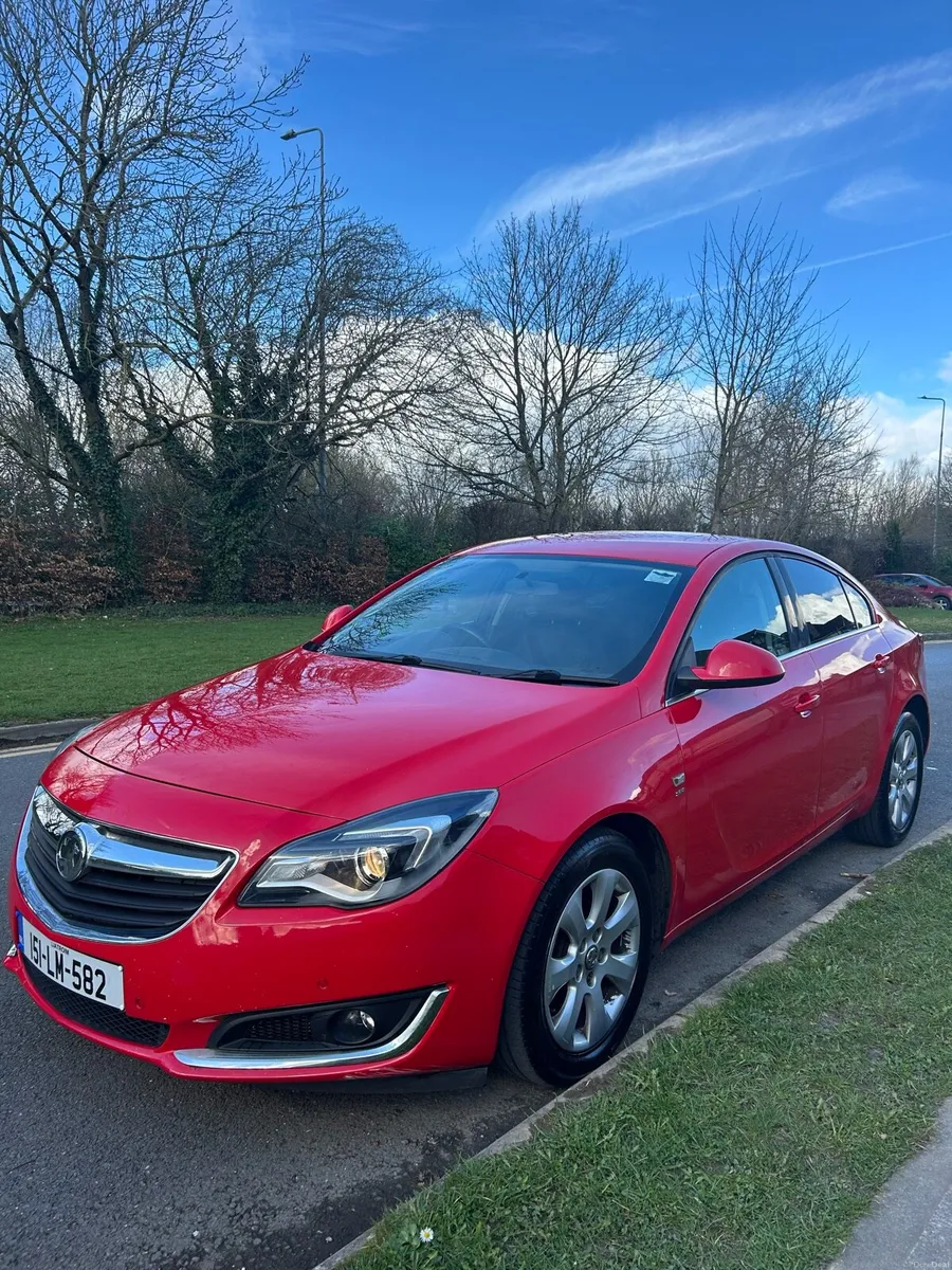 2015 Opel Insignia - Image 1