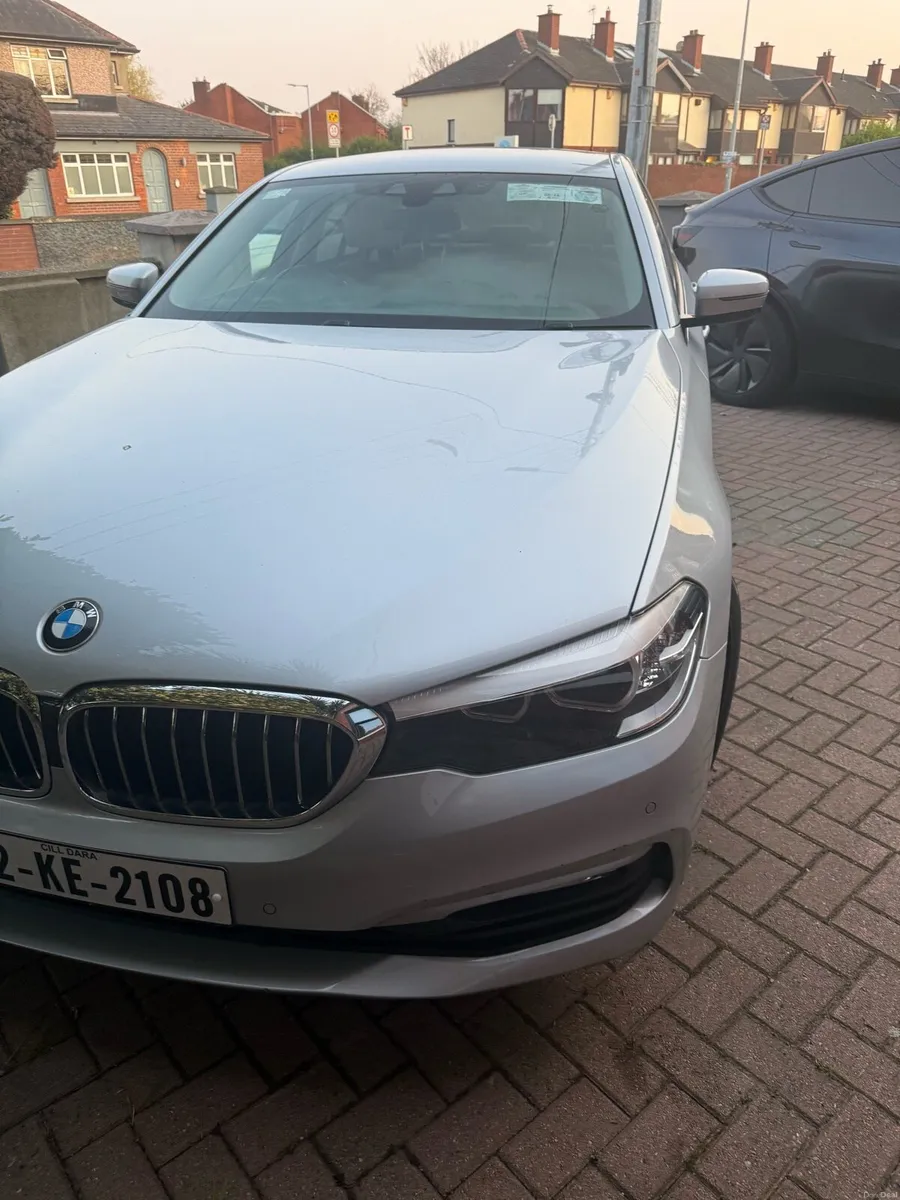 172 BMW 520d Automatic Cream Leather NCT 09/27 - Image 3