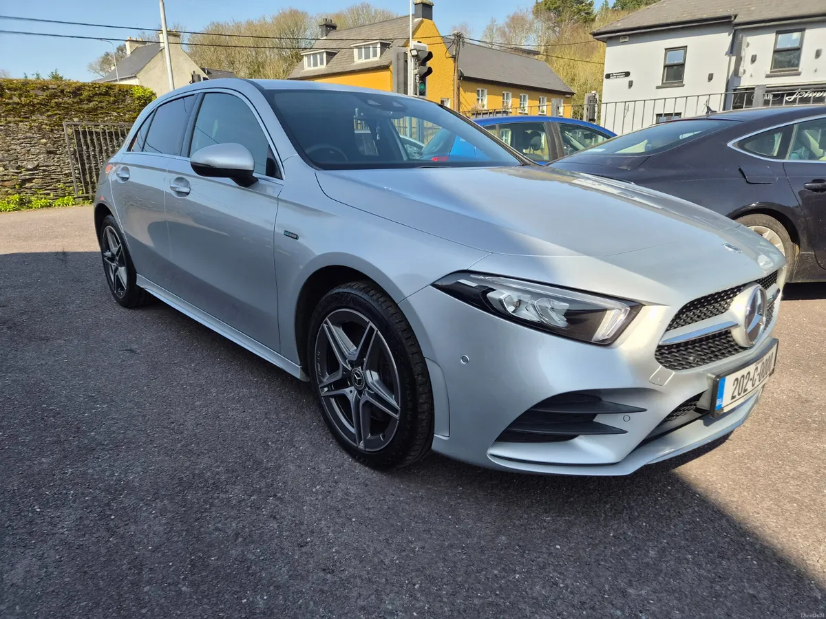 202 Mercedes A250e AMG Line Premium, 1 Owner FMBSH - Image 3