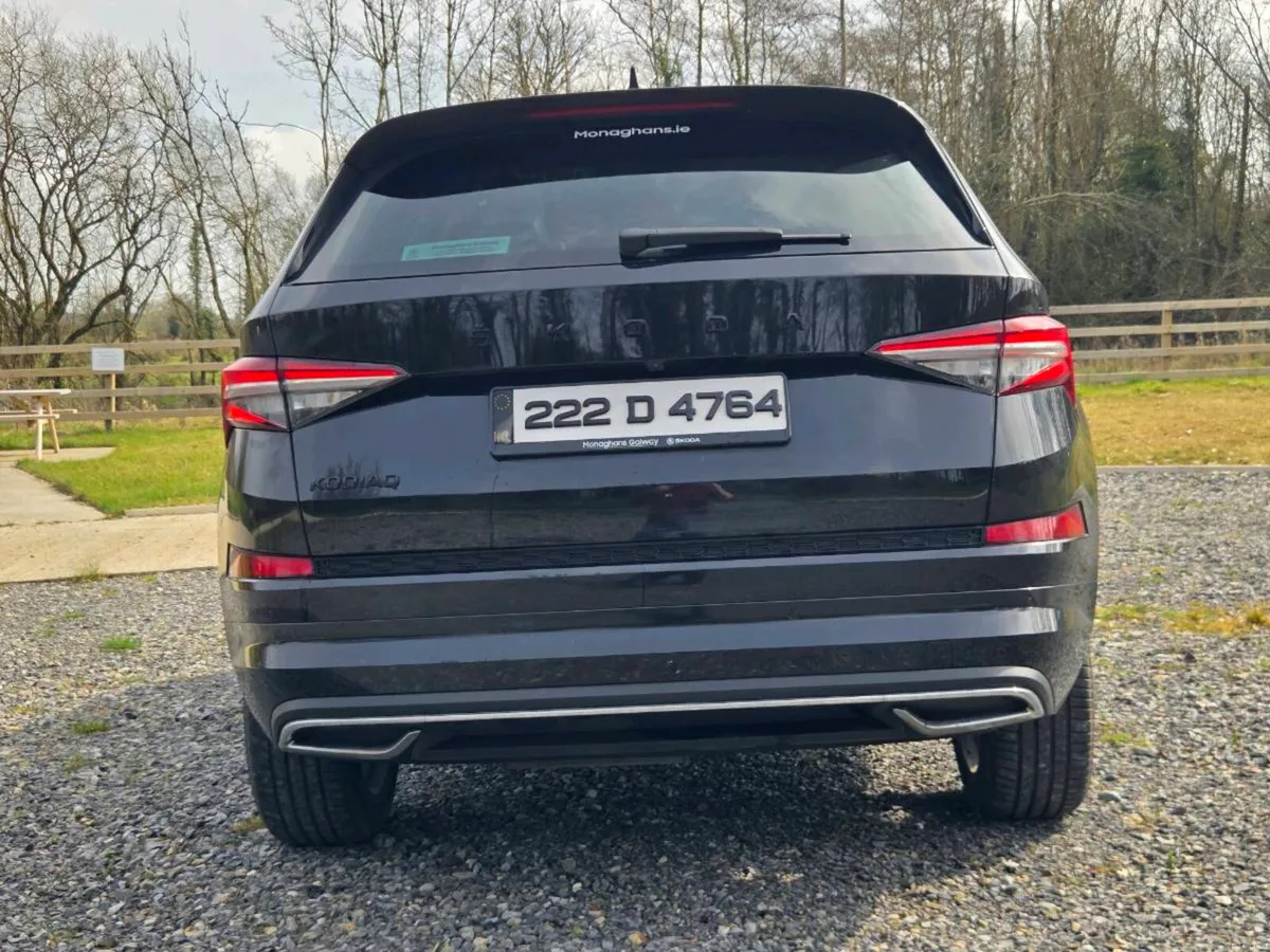 Skoda kodiaq sportline black edition 7 seater TDI - Image 4