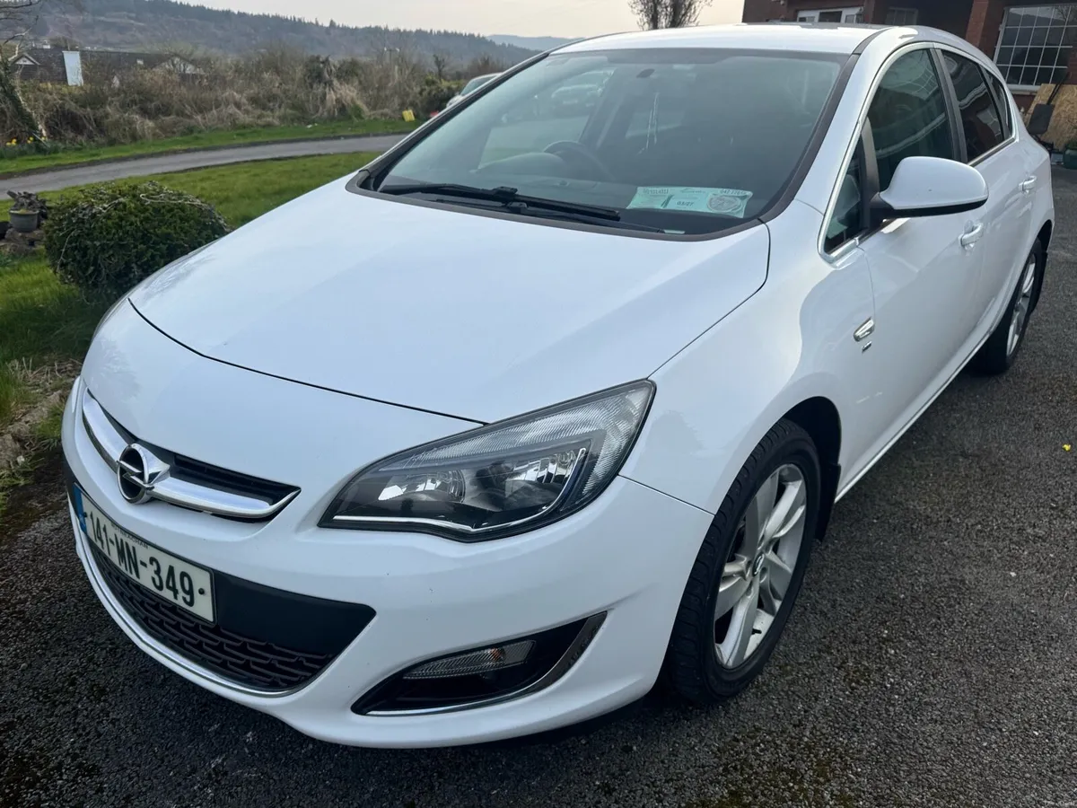 Opel Astra - Image 1