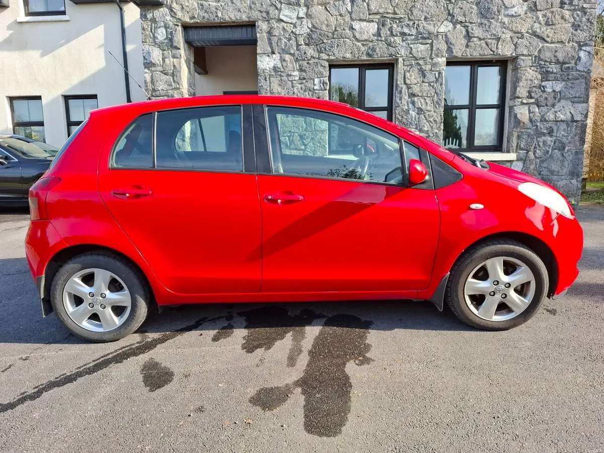 Toyota Yaris 2008 - Image 1