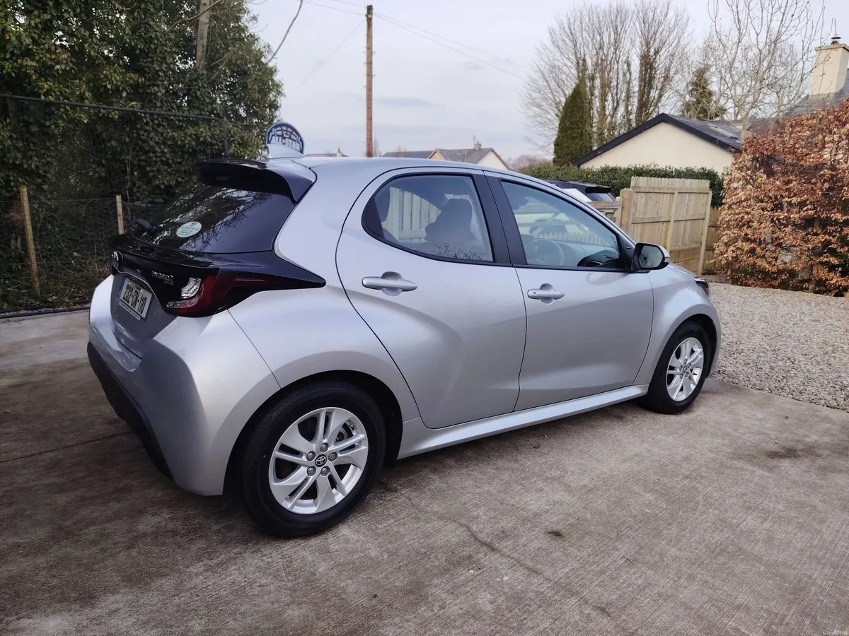Toyota Yaris 2023 - Image 3