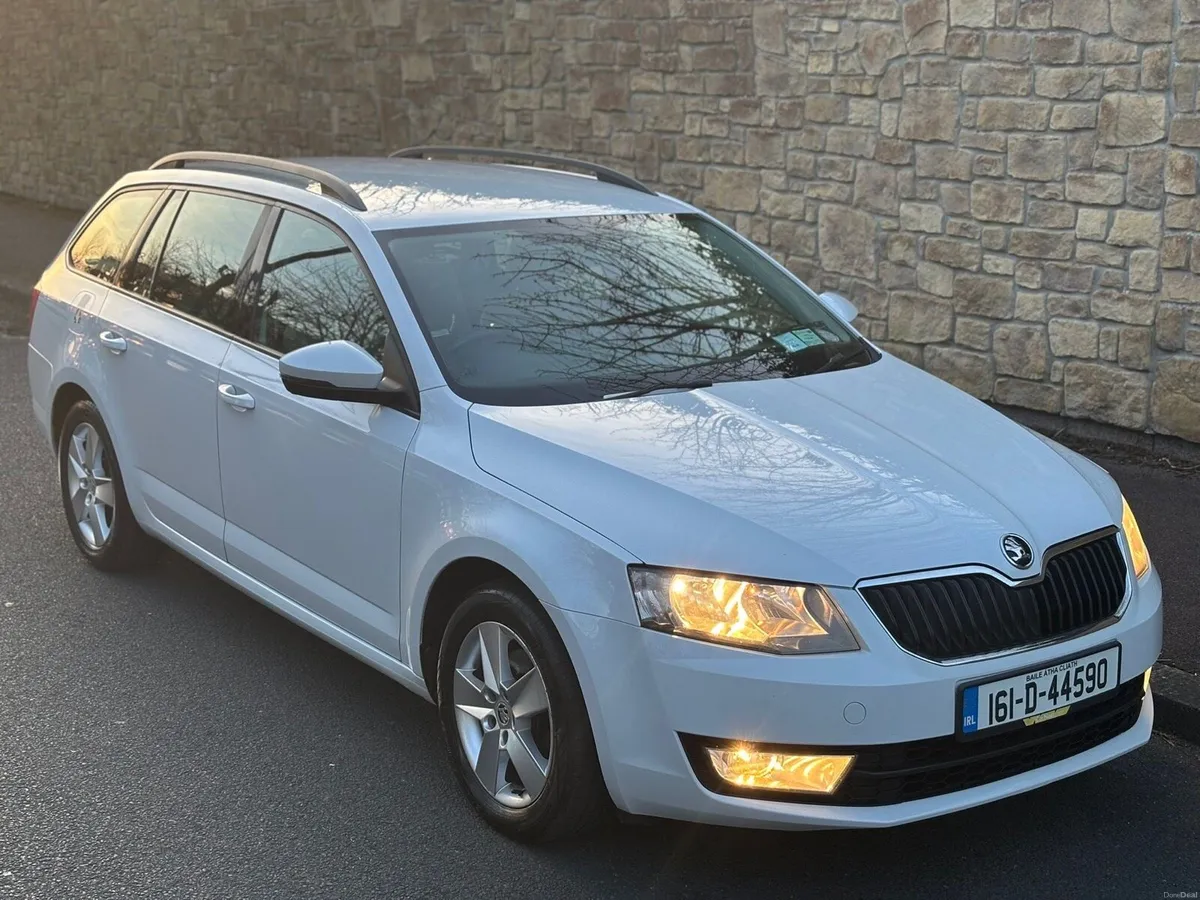 Skoda Octavia AMBITION 2.0TDI NCT 3/28 TAX 2/27 - Image 1