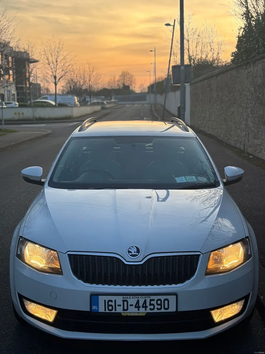 Skoda Octavia AMBITION 2.0TDI NCT 3/28 TAX 2/27 - Image 2