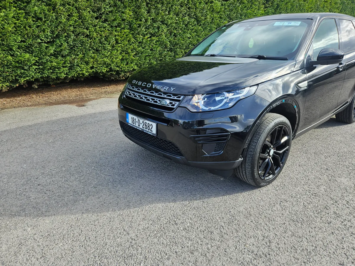 Land Rover Discovery Sport 2018 2.0D AUTO 7 Seats - Image 1