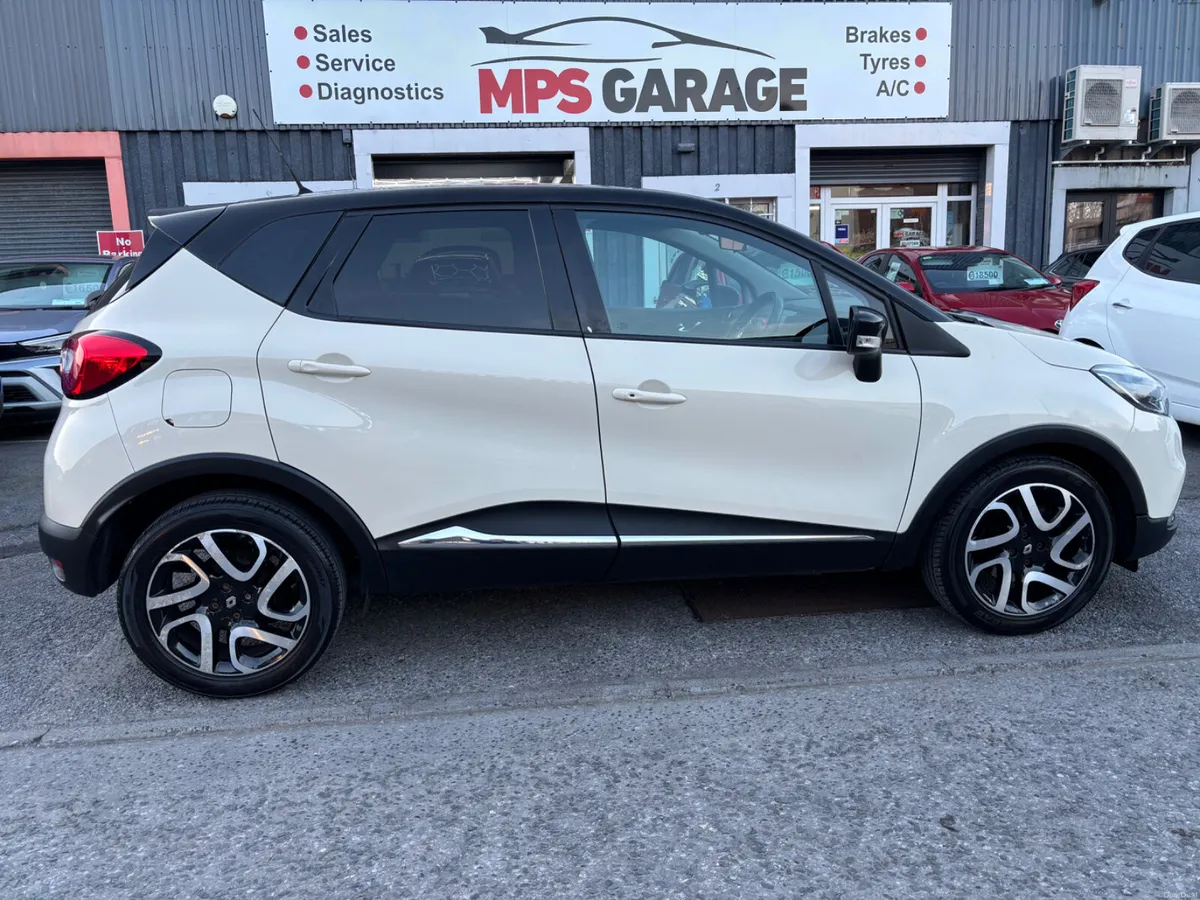 2016 Renault Captur 1.5 dci SIGNATURE - Image 1