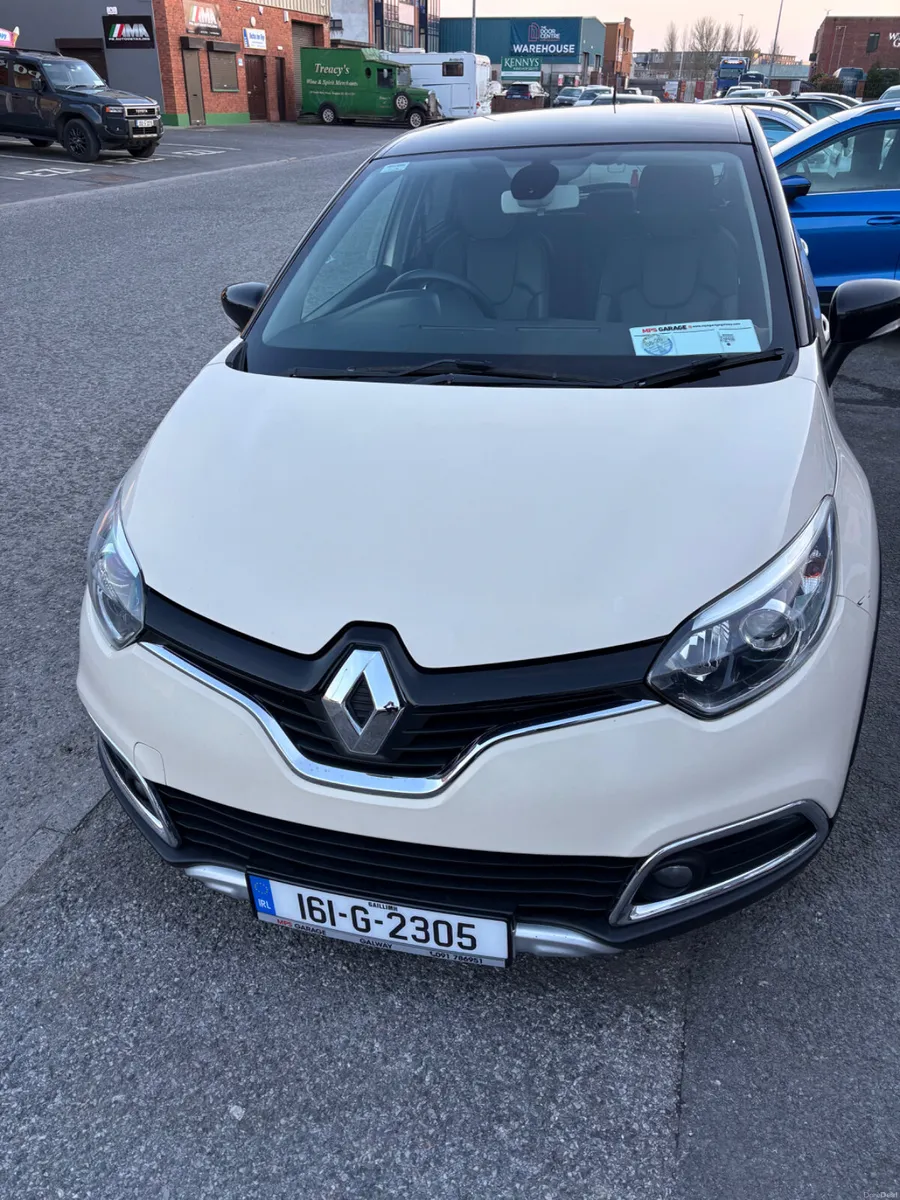 2016 Renault Captur 1.5 dci SIGNATURE - Image 4