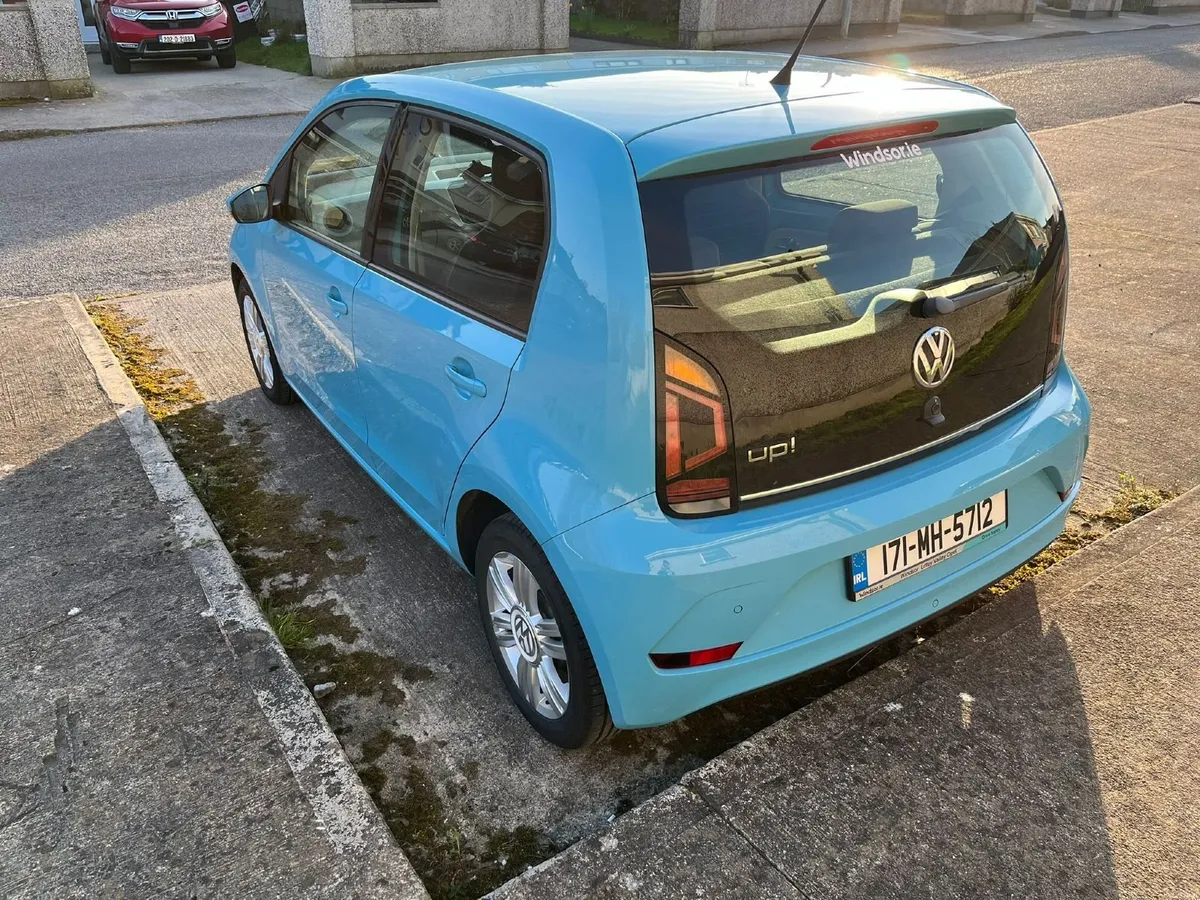 Volkswagen up! 2017 Automatic - Image 4