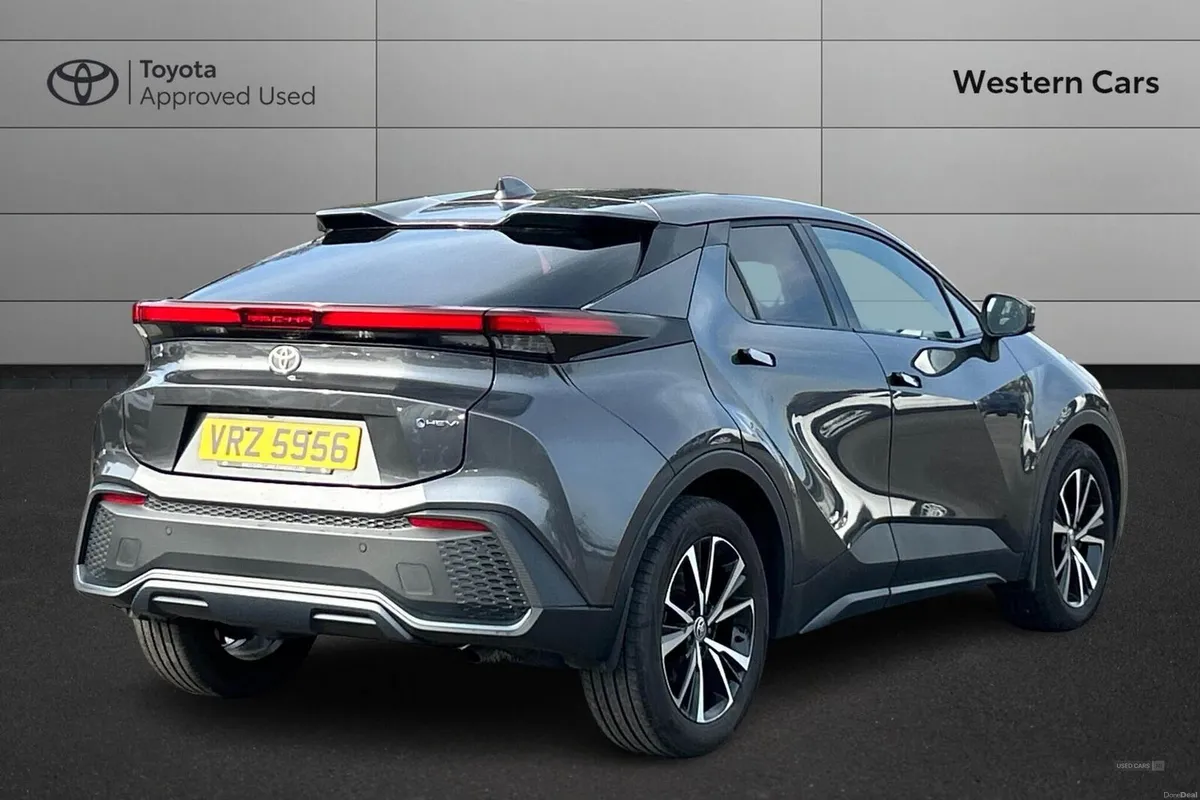 Toyota C-HR 1.8 VVT-h Design CVT Euro 6 (s/s) 5dr - Image 2