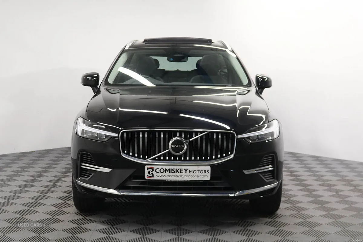 Volvo XC60 h T6 Core - Image 2