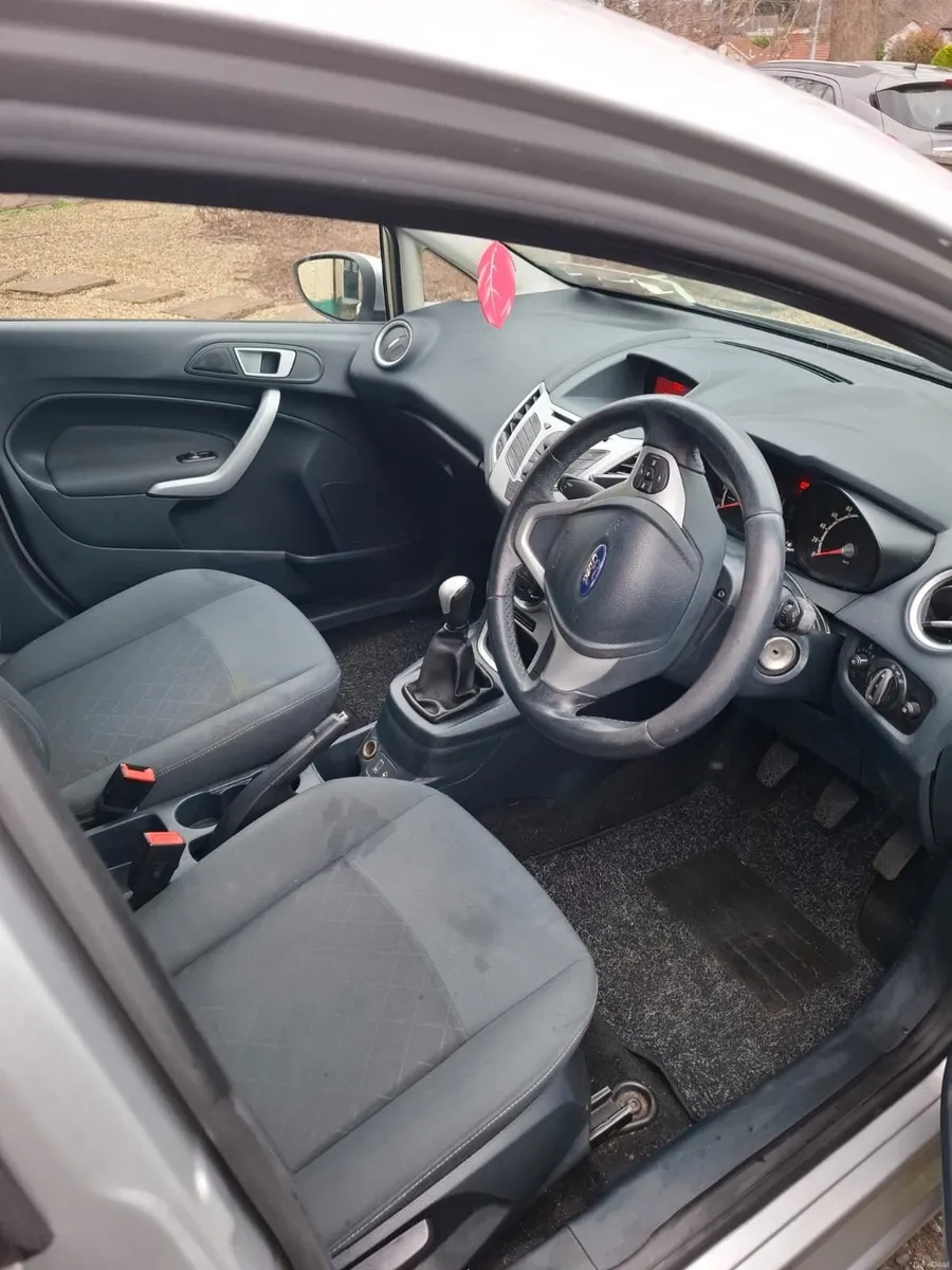 Ford Fiesta 2013 - Image 3