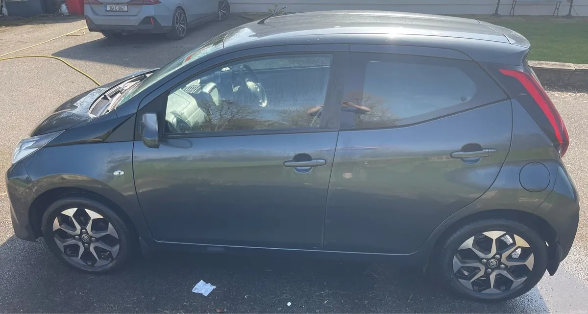 182 Toyota Aygo - Image 3
