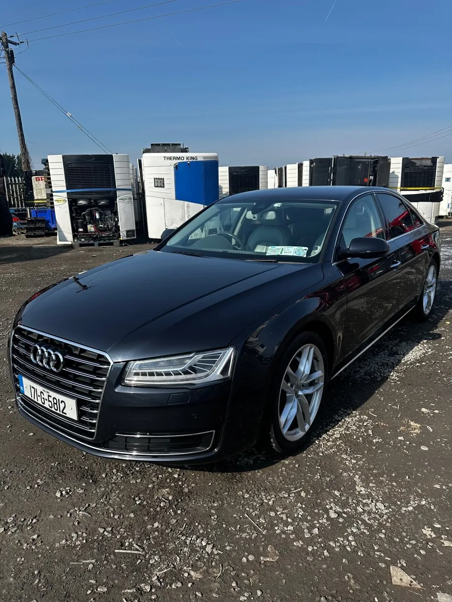 Audi A8 2017 - Image 3