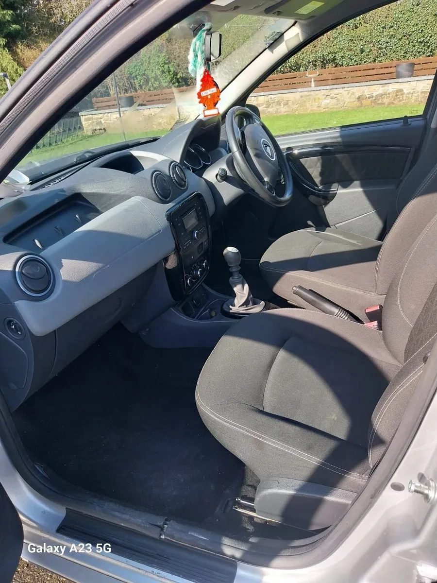 Dacia Duster 2015 - Image 4