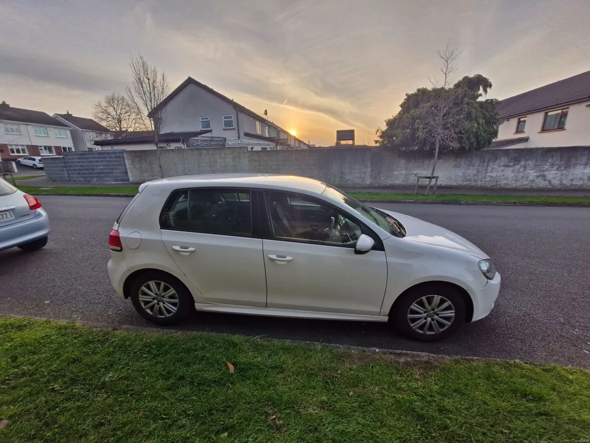 Volkswagen Golf 2012 - Image 3