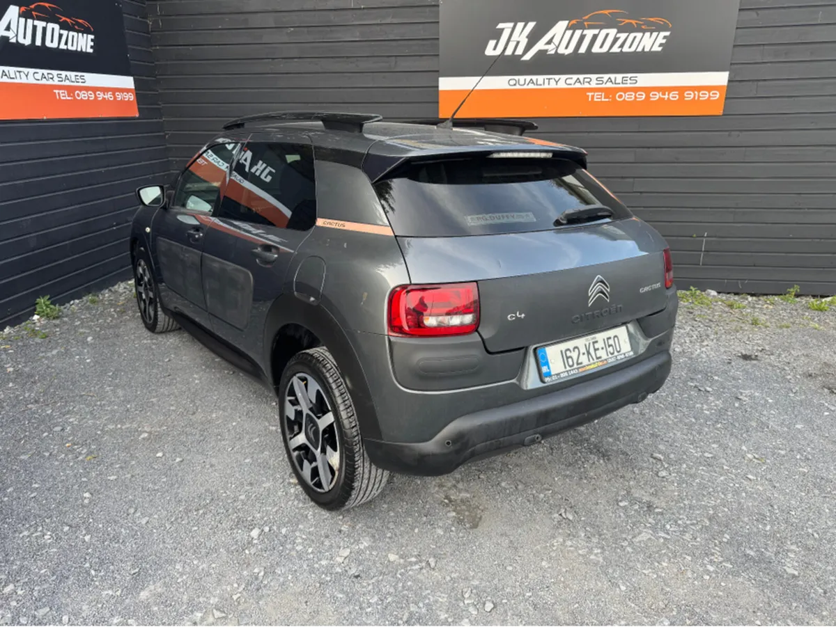 Citroen C4 Cactus BLUEHDI 100 FLAIR S 5DR - Image 4